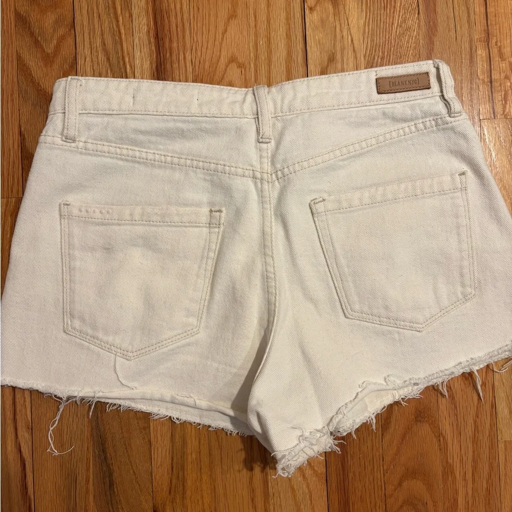 Women's Cream Crochet Shorts - Picture 2 of 3
